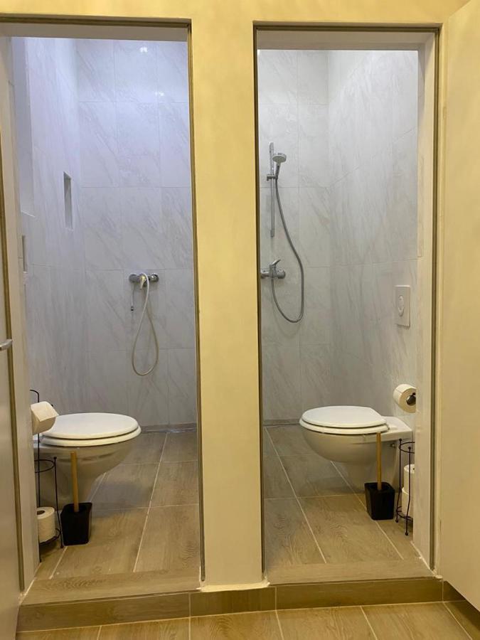 Deluxe Quad Room Dw Wien Exteriör bild